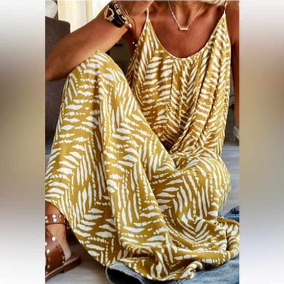 Vici Dresses & Skirts - Yellow Tropical Maxi Dress